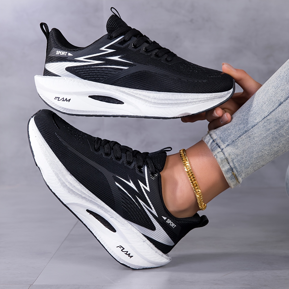 Chaussures de sport pour femme - Running Gear For Women avis et prix