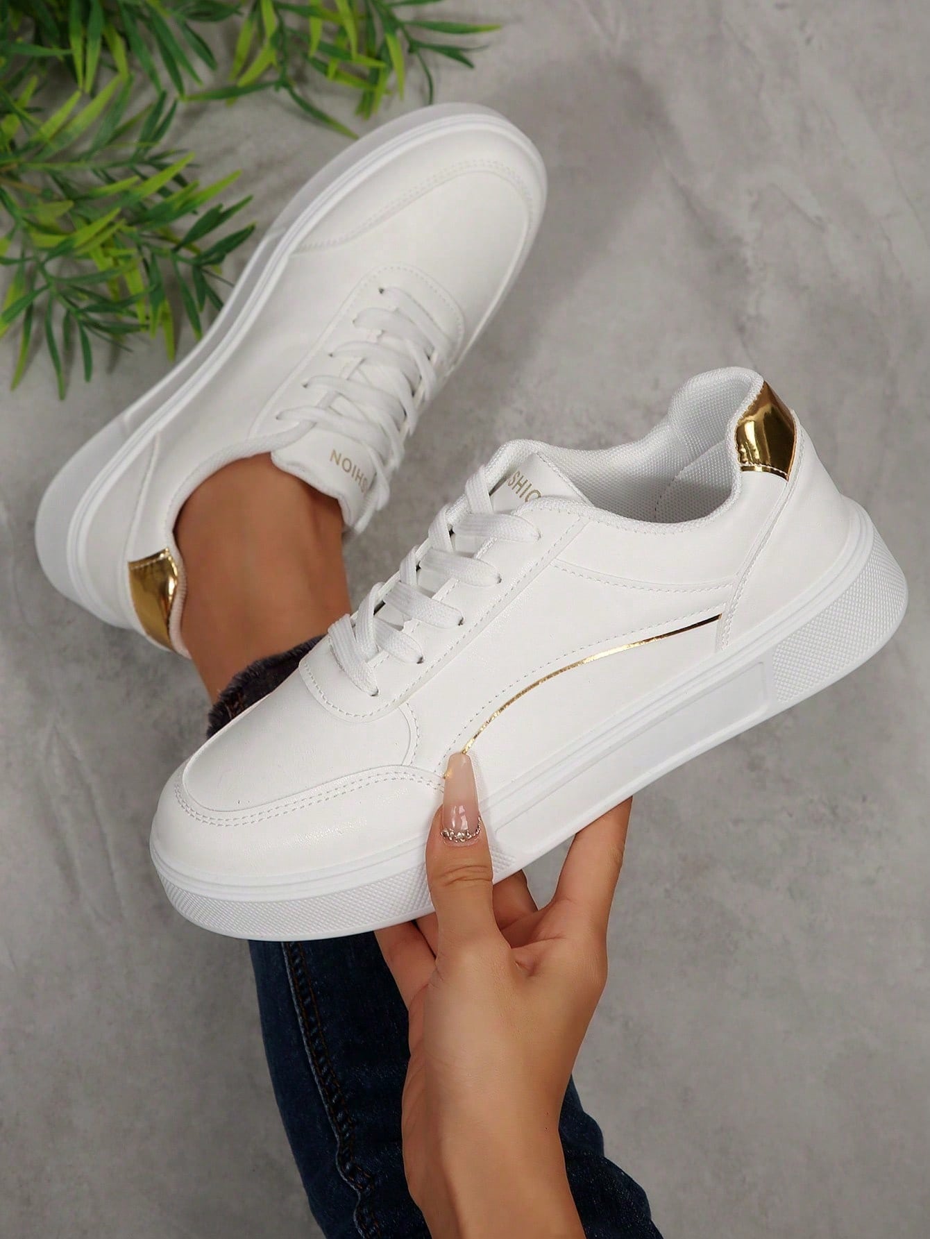 Baskets décontractées blanches - Running Gear For Women avis et prix